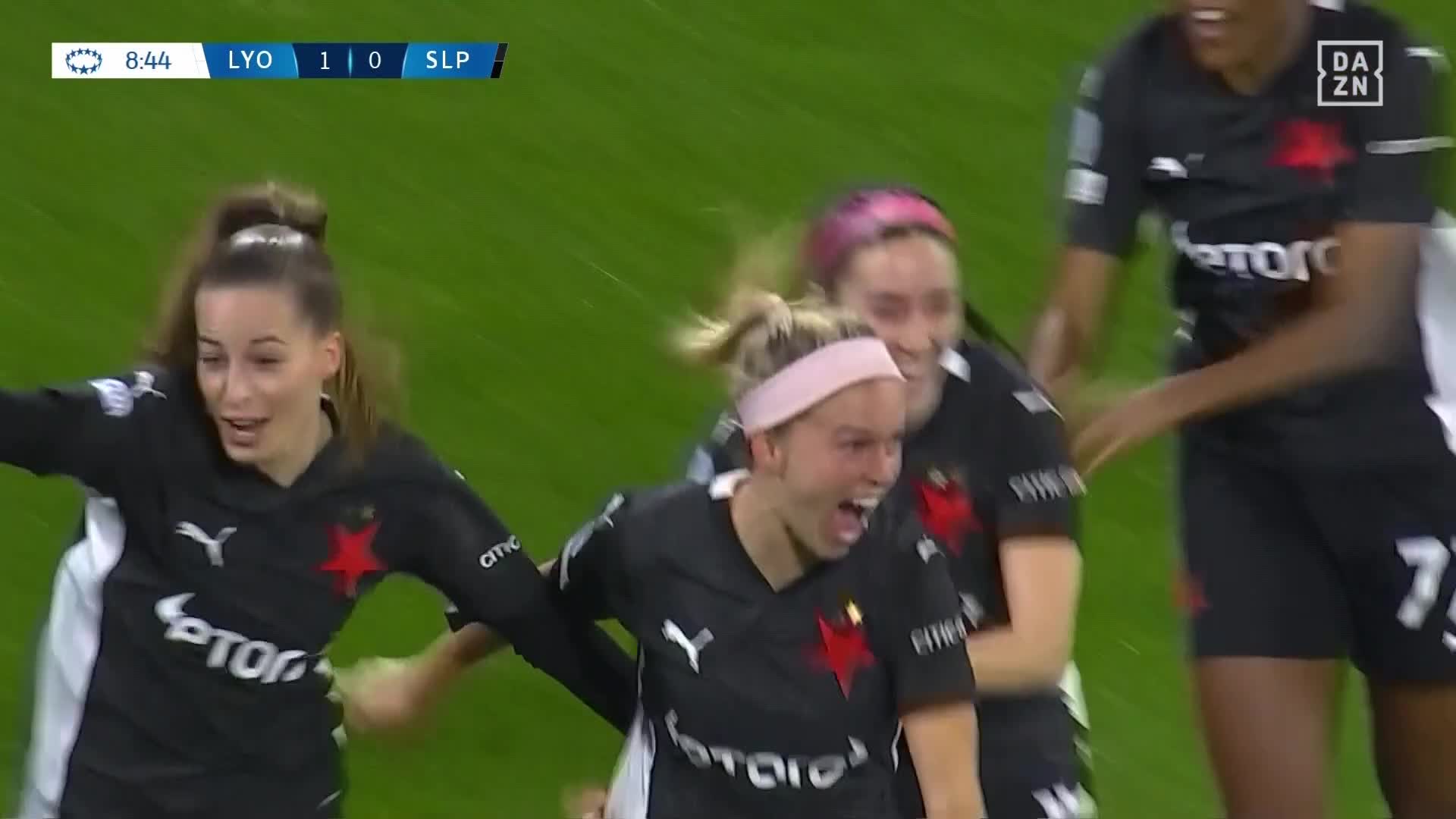 A Slavia Praha reaction comes by way of Franny Cerná! 😳Watch the UWCL LIVE for FREE on DAZN 👉  #UWCLonDAZN