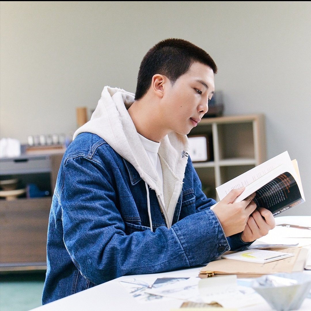 joonationfb's tweet image. MENCIONES SOCIALES /📉 REPUTACIÓN DE MARCA -RM 📈

RT y REPLY
🎯 100

Para→ 방탄소년단RM #RM #방탄소년단RM #BTSRM #김남준 #Namjoon