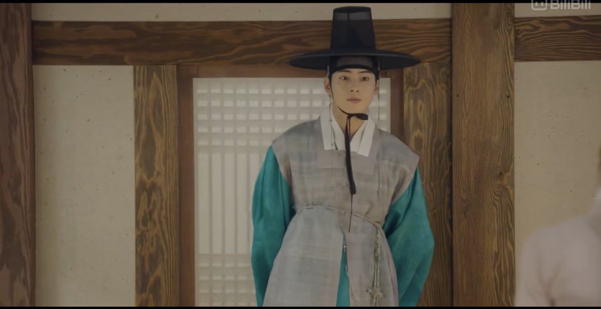 angelveex_'s tweet image. 𝙰ndo modo azulito como el vestuario de nuestro bonito 𝔼zra en el  #신입사관𝙴ρ𝟷𝟻 el cuál que volví a ver porque en serio yo ando demasiado adentrada en el #𝚛ᦅo𝚔𝕚e𖤝h͜i𝚜𝕥o𝚛𝕚an que necesito un poco más de este drama. ¡𝙾rgullosa de our 𝘣aby!

𝐆ā𝕥it𝕒 ค v𝕝o𝑔𝚜 ⸰ֺ⭑