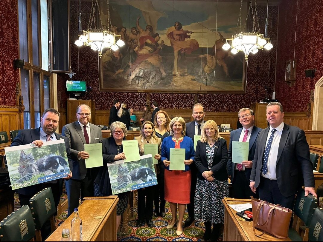 The Pet Abduction Billl passed committee stage today, thank you @Anna_Firth ‼️Its NOT theft ITS ABDUCTION ‼️ Fabulous news🧡 @RavWilding @BBCMorningLive @GMB @rachellilley91 @PcsharonPage @BBCRadioLincs @LBCNews @BBCRadioLondon @nottslive @nott