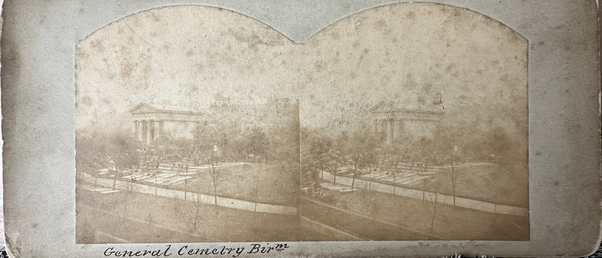 Dating from around 1860, this rare stereoview shows the General Cemetery in Birmingham (Key Hill) At the time it was a grand & lovely place to promenade and remember the life of your ancestors @JQresearchtrust @MyJQ @FriendsKHandWL