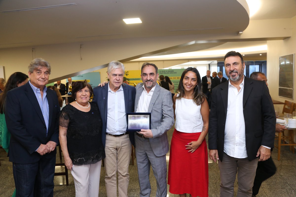 anabbevoce's tweet photo. 🎉 ANABB Celebra os 80 Anos da CASSI! 🎂
https://t.co/RyKttxOMkP https://t.co/90cXQ5dNl3