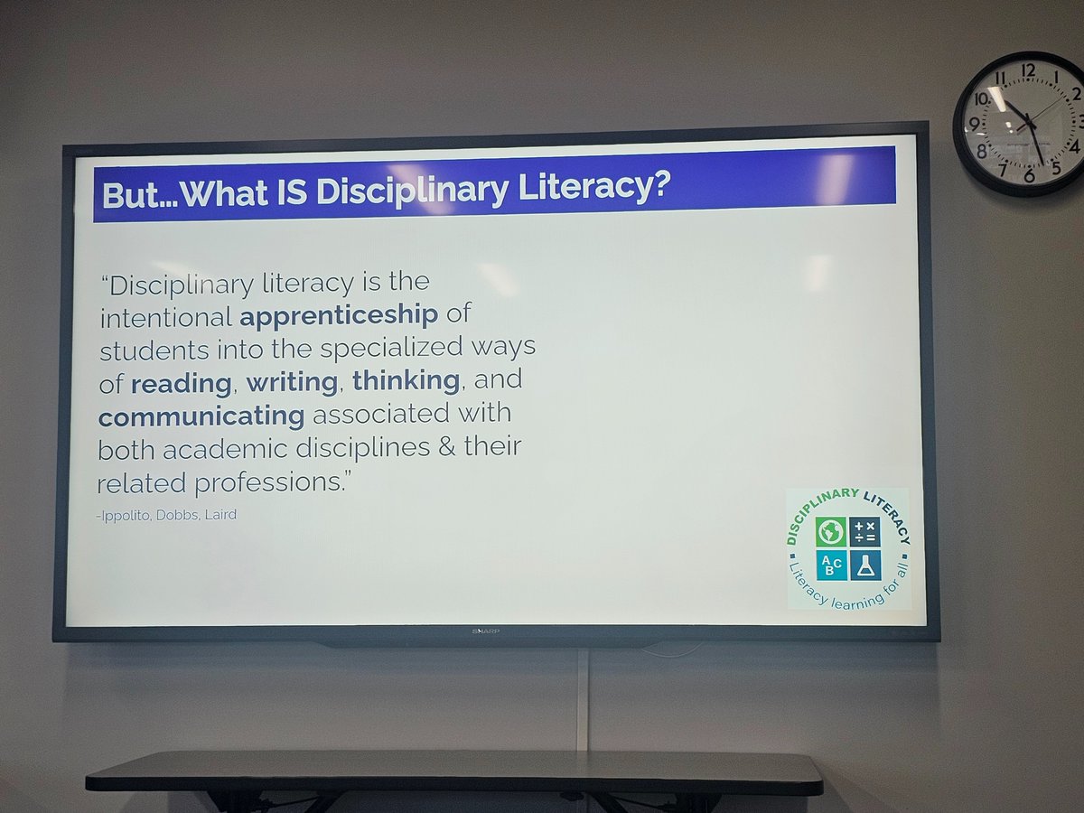 Spending the day talking about disciplinary literacy ❤️❤️❤️ <a href="/OaklandSchools/">Oakland Schools</a> #DiscLitOC