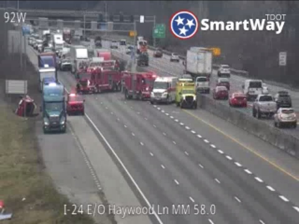 trafficbabe's tweet photo. #NASHtraffic - ⛔️🚨TRAFFIC RED ALERT🚨⛔️ - WB 24 is CLOSED between Bell Rd and Haywood Ln due to a crash. https://t.co/uPGleQRGxk