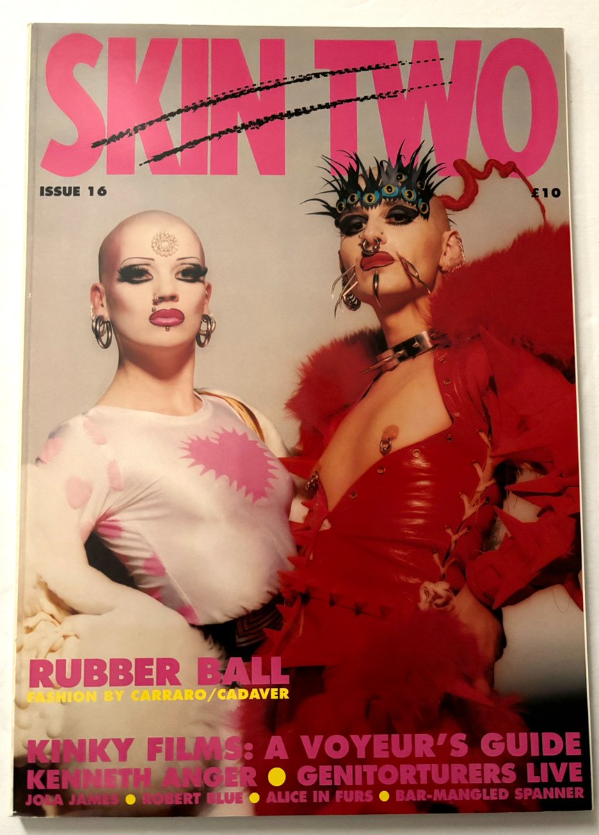 CoolStuff666's tweet photo. 🔥SKIN TWO Magazine No. 16 1995 Featured Robert Blue Bettie Page Art 🎨
Get it Here: https://t.co/EwYQDq3hs2
#skintwo #fashion #fetish #photography #BettiePage #art #robertblue #magazine https://t.co/ph3LEE7Of9