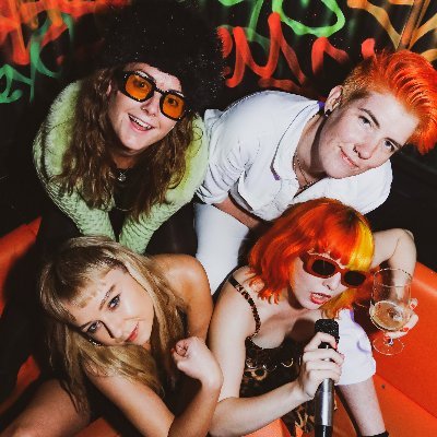 NorthernChorus_'s tweet photo. 🚨 Loose Articles release new single and confirm 2024 debut album!

It follows confirmation of a support slot with Foo Fighters at Emirates Old Trafford, so it promises to be some year for the Manchester band 🎶 

@_LooseArticles 

READ MORE: https://t.co/OgxjLhN8uY https://t.co/RkQm4qtJDg