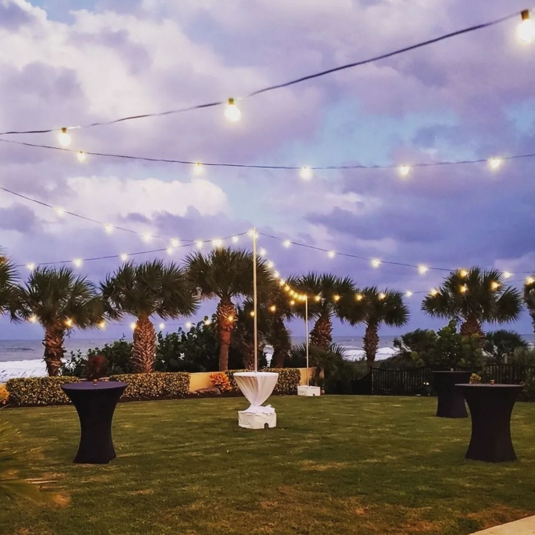 block_roll's tweet photo. Setting the stage for enchantment! ✨ Our Block and Roll pole and base system is transforming outdoor spaces with the magical glow of string lighting. Effortlessly versatile, our system allows for stunning configurations, creating an ambiance that captivates every moment.🌟🎉 https://t.co/VbGNFdIIZQ