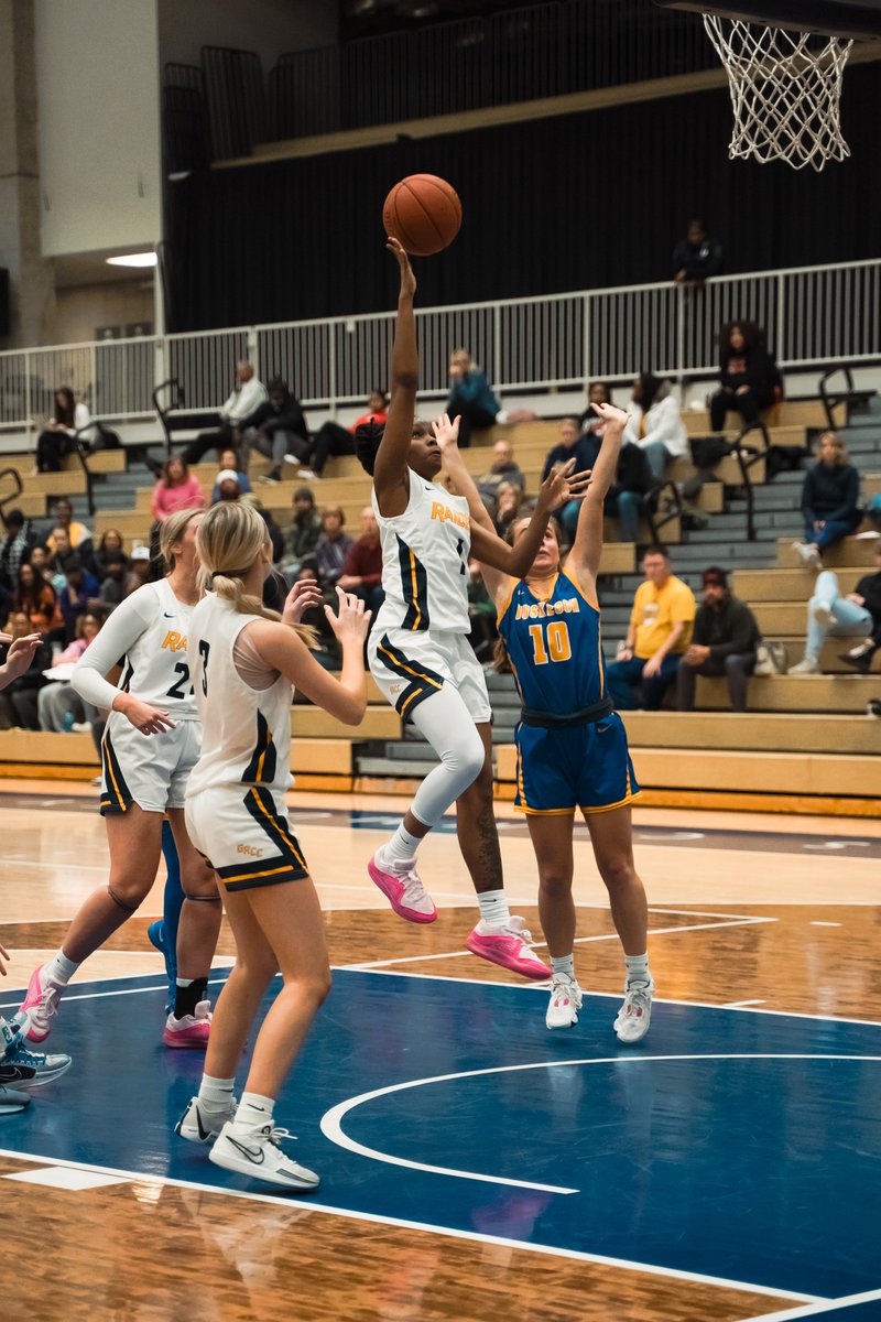 Game day for the Raiders! Both teams are taking on Delta College at the Ford Fieldhouse. Women's team plays at 5:30 p.m. Men's team plays at 7:30 p.m.