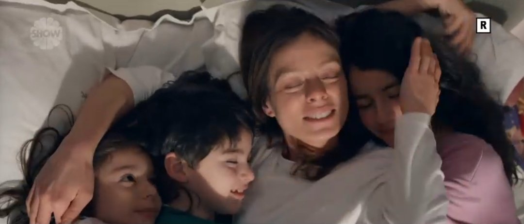 GFMMyYQWAAAW0xV?format=jpg&name=medium