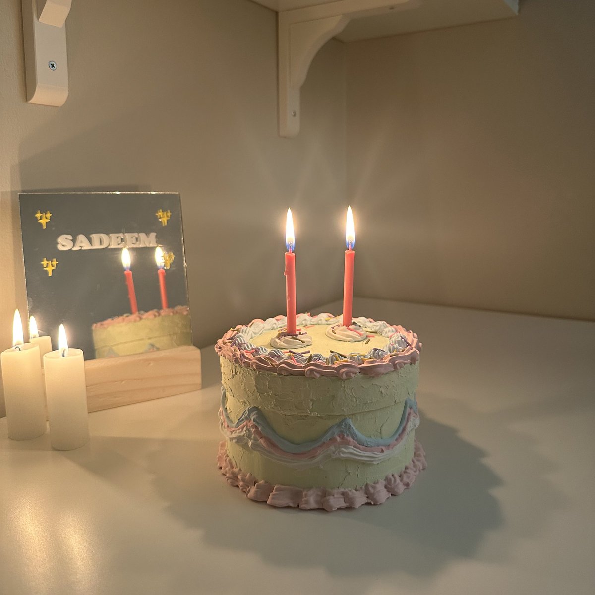 Sade_m1's tweet photo. 🎂🪄💖 https://t.co/QFfU1mz5sH