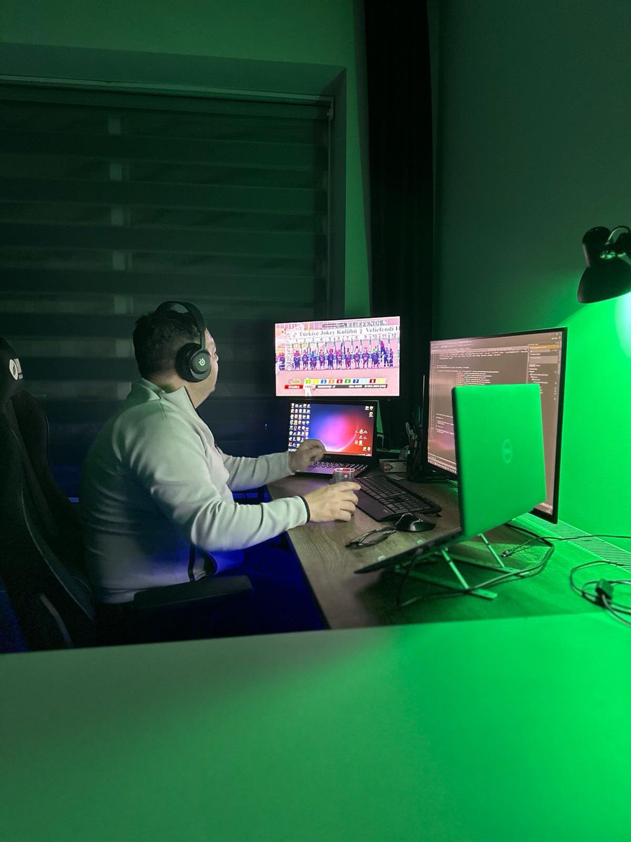 Yarın ki kuponlarımız garantilidir <a href="/gurayadisen/">Güray Adışen</a> emekleriyle <a href="/Direnc_e/">Direnç Erdoğmuş</a> @lastcommander81 <a href="/AynaciHilmi/">Hilminikk</a> @fenerciadil <a href="/ricardo_bjk/">serkan çoşkun</a>