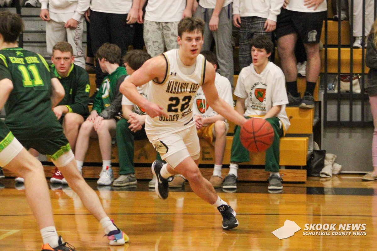 JaySkook's tweet image. What an atmosphere Tuesday night at the Mahanoy Area/Nativity BVM Boys Basketball game