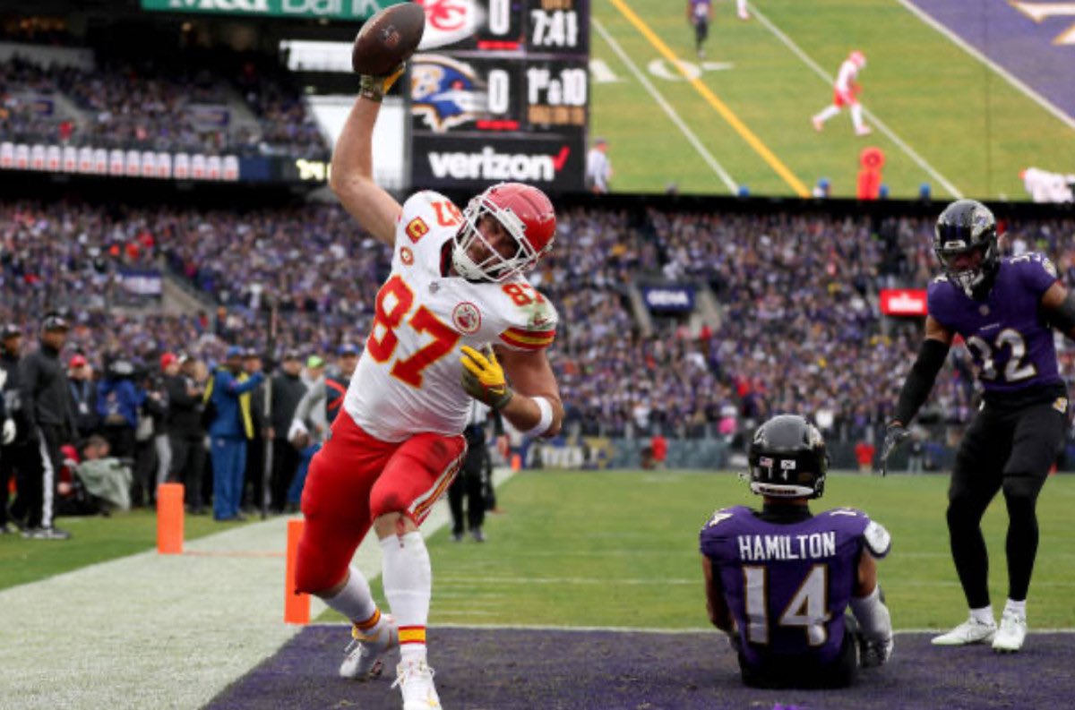 FTLoveofSports_'s tweet photo. New Blog out now! Click the link to read! https://t.co/LlXj1PFwLD 
#NFL #fan #sports #Football https://t.co/pjY5o2rCmK