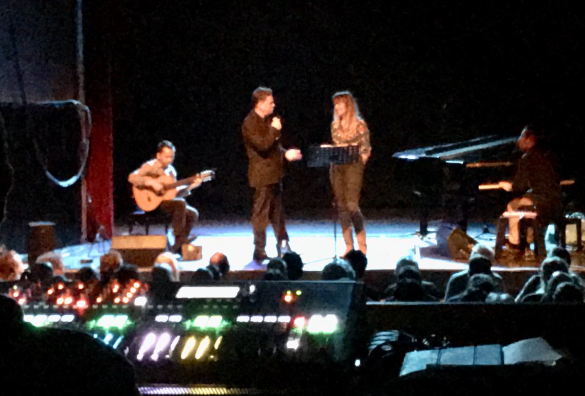 Kijk, mijn debuut op het onvolprezen <a href="/ndrgwrdrdldjs/">Ondrgwrdeerdeliedjes</a> is daar. Bescheiden eerste stukje hoor, en ik ben dik 3,5 jaar te laat met mijn recensie... maar wát een concert was het. Met <a href="/RealMarkKozelek/">Mark Kozelek</a> en ook nog es <a href="/JANNE_SCHRA/">janne schra</a>.
In het Zonnehuis <a href="/ParadisoAdam/">Paradiso Amsterdam</a> 

ondergewaardeerdeliedjes.nl/2024/01/31/het…