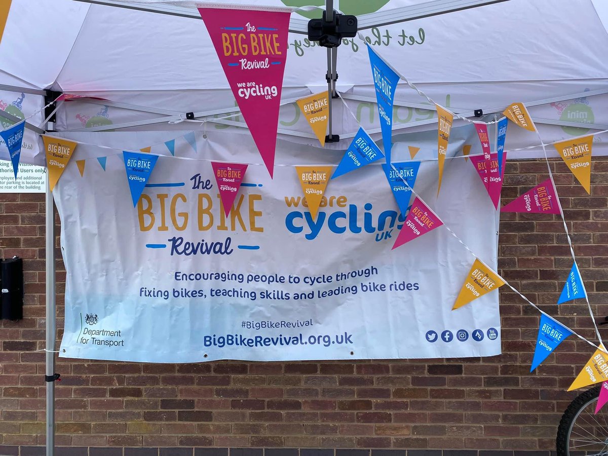 MinibikersUk's tweet photo. Free adult learn to cycle courses starting this Saturday at @LeicsCountyHall Contact @MinibikersUk to securing a place 🚴‍♂️🚴‍♀️👍 @WeAreCyclingUK 
@CHYMLeics #cycling #cyclinguk #bigbikerevival #learntocycle #learntoride #cycletraining #leicestershire #minibikers ❤️🚲 https://t.co/gdRELKaPgO