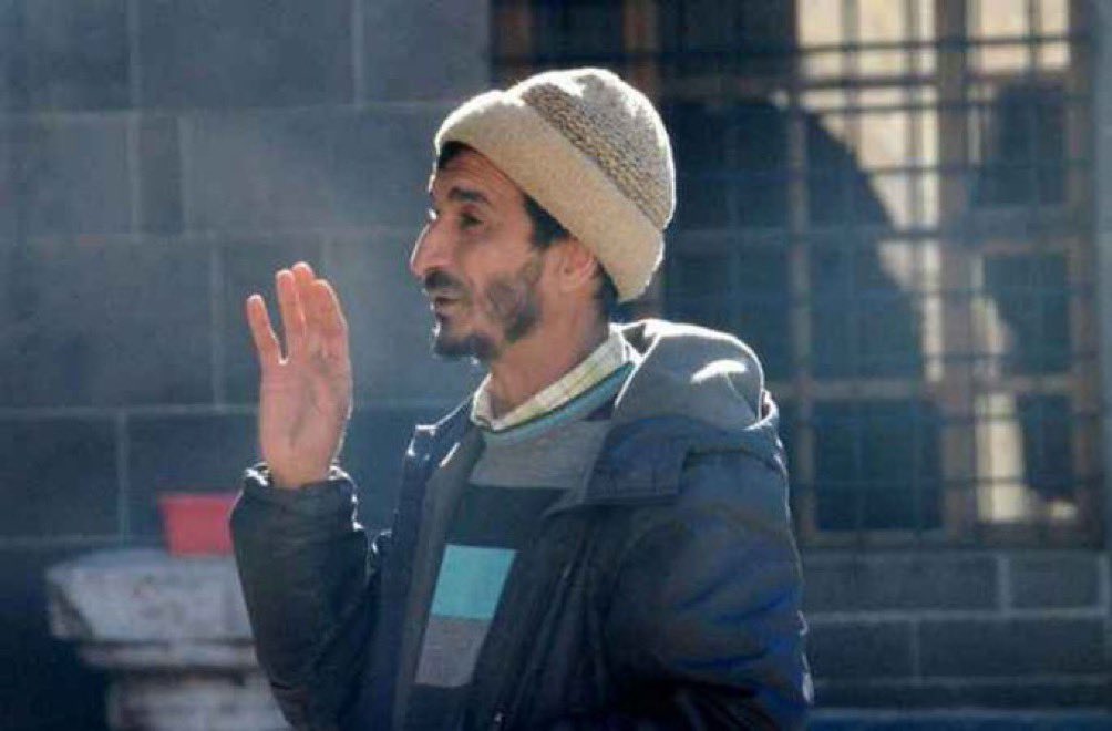 SalimEnsarioglu's tweet photo. Diyarbakır Ulu cami avlusunda tebliğ yaparken tanıdığımız İslam Davetçisi Ramazan Hocanın bıçaklanarak şehit olduğunu teessürle öğrendim.
Allah Rahmet etsin, mekanı cennet olsun.

Faillerinin bir an önce yakalanması için @TC_istanbul valisi Sayın @gul_davut ile görüştüm. Ramazan hocamızın fail veya faillerinin yakalanması hususunda tüm güvenlik birimlerinin büyük bir çaba gösterdiğini ve Kendilerininde konunun hassasiyetle takipçisi olacağını belirtti.

Ramazan Hocamızın katlinde kim veya kimlerin dahli ve katkısı varsa lanetliyorum. Fail veya faillerinin bir an önce yakalanıp en ağır ceza almaları hususunda takipçisi olacağımızı kamuoyunun bilgisine sunarım.