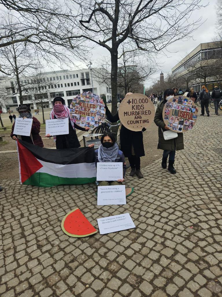 SFP_Nakba's tweet image. "A textbook case of genocide"
Students across europe held demos, occupations & info desks in universities to call for immediate cease fire in Gaza.
Censorship, harassment and snubbing the freedom of expression by the authorities only breeds more resistance
#FreePalestine