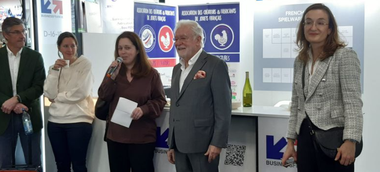 WAcfjf's tweet photo. L'ACFJF au Salon de Nuremberg, voir les photos de nos adhérents. https://t.co/eb3YxCD7JB https://t.co/8rHRrsrqhB