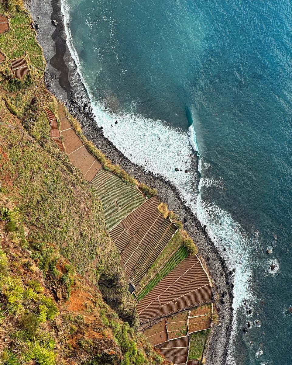 mottlpe's tweet photo. Cabo Girão, Madeira 🇵🇹
#madeira #madeiraisland #madeiralovers #madeiraislands #madeiraportugal #visitmadeira #visitportugal #portugal #atlanticocen https://t.co/pRp5WiF2Jp