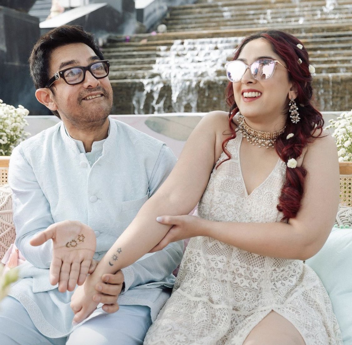 NevantaMedia's tweet photo. Wholesome father-daughter moment with Ira Khan and Aamir Khan ❤️ #Bollywood  #AamirKhan #Trending https://t.co/6Z49Qcag1P