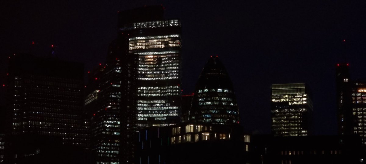 Back in London for a few days and excited to meet new people! With some open slots, I'm curious to know if there are any experts in the #AI space that I should connect with.

Let's grab a drink?