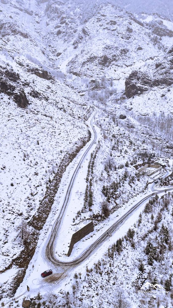 Breathtaking View 😍❄️
Location - Maikay
.
#Parachinar #SnowfallPhotography #WinterWonderland #MountainBeauty #SnowyLandscape #NaturePhotography #WinterEscape #AdventureInSnow #travelphotography #MagicalMoments