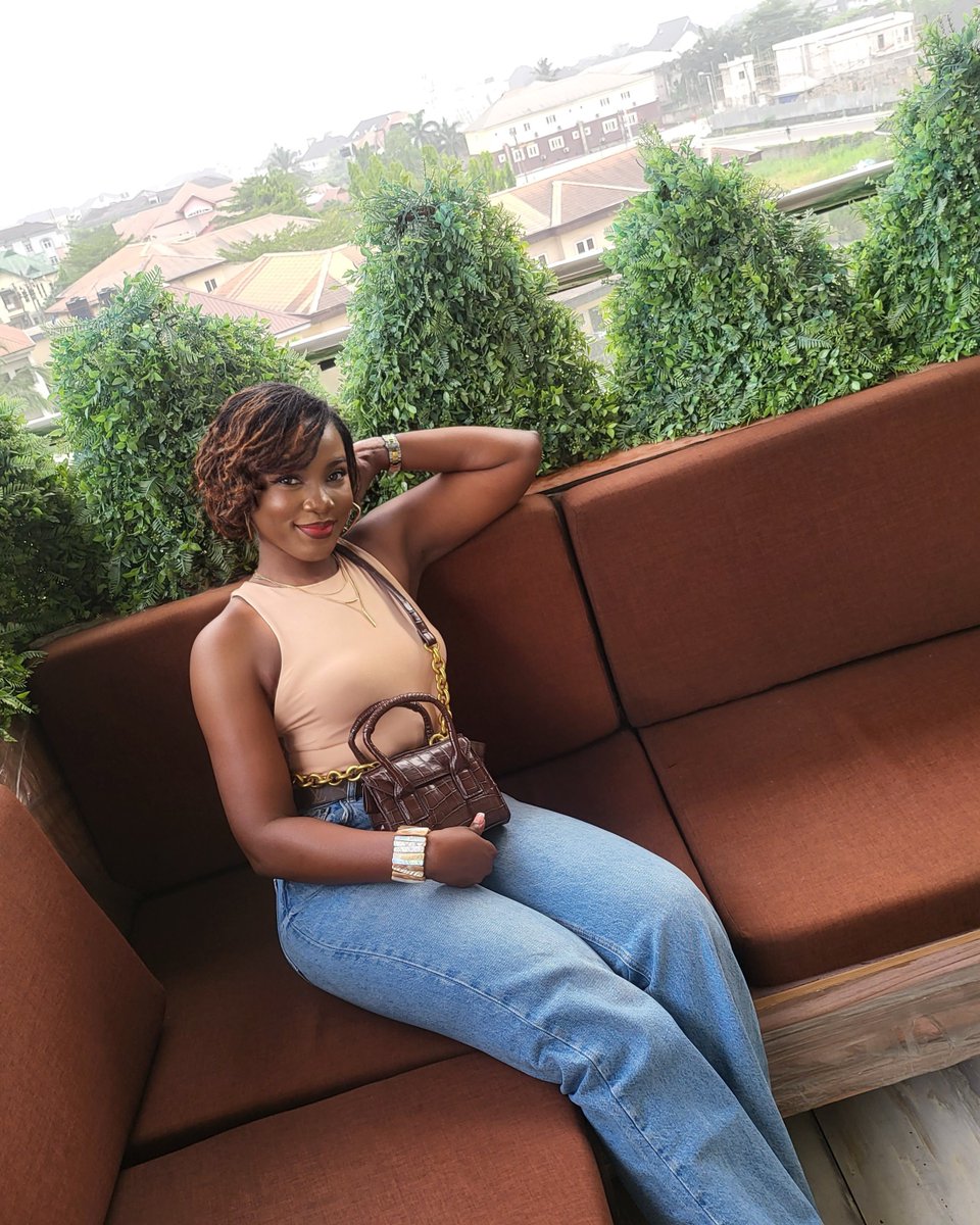 _engineerTina's tweet photo. Loc'd and Loaded
Embrace your journey and trust the process.
#Trending #locs #tinylocs #tinylocsofficial #microlocsjourney #microlocs #womenwithtinylocs #interlocks #beautifullocs #blackgirlmagic #melanin Funke Akindele Spill with Phyna iPhone XR Genevieve Zee and Sinaye https://t.co/TMO8W2YmTc