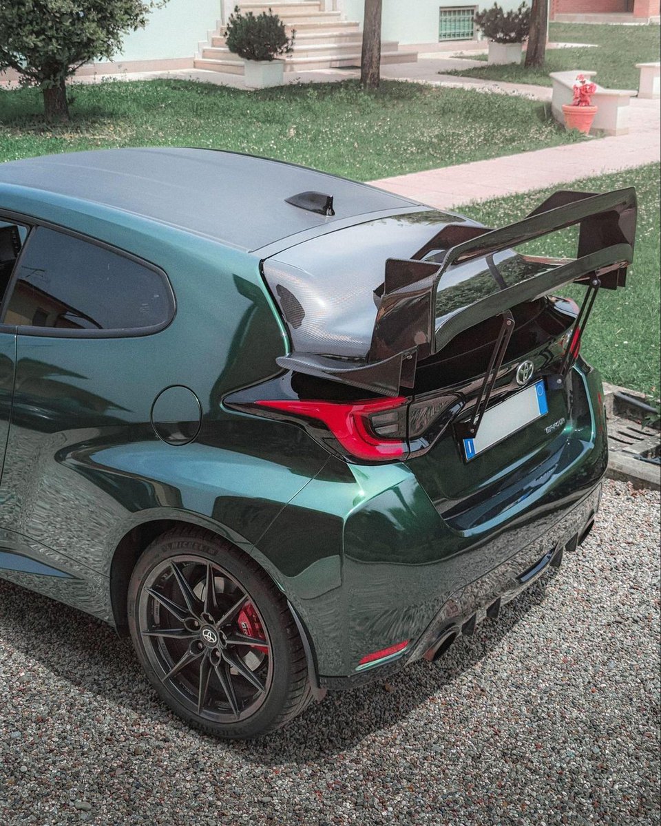 YoshimuraJDM's tweet photo. De los GR Yaris más bonitos que he visto hasta ahora https://t.co/lfJ1hwRZFv