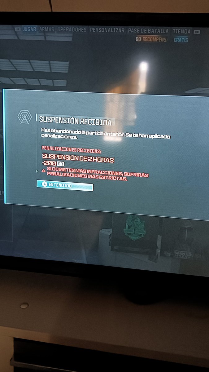 Muchas gracias <a href="/ATVIAssist/">Activision Support</a> <a href="/Activision/">Activision</a> no me entra a las partidas por qué vuestro juego es una puta mierda y me quitáis 400 puntos, que asco me estáis dando os lo juro, no ponéis solución a nada, me tengo que quedar sin jugar por qué vuestro juego va como una mierda, GRACIAS!