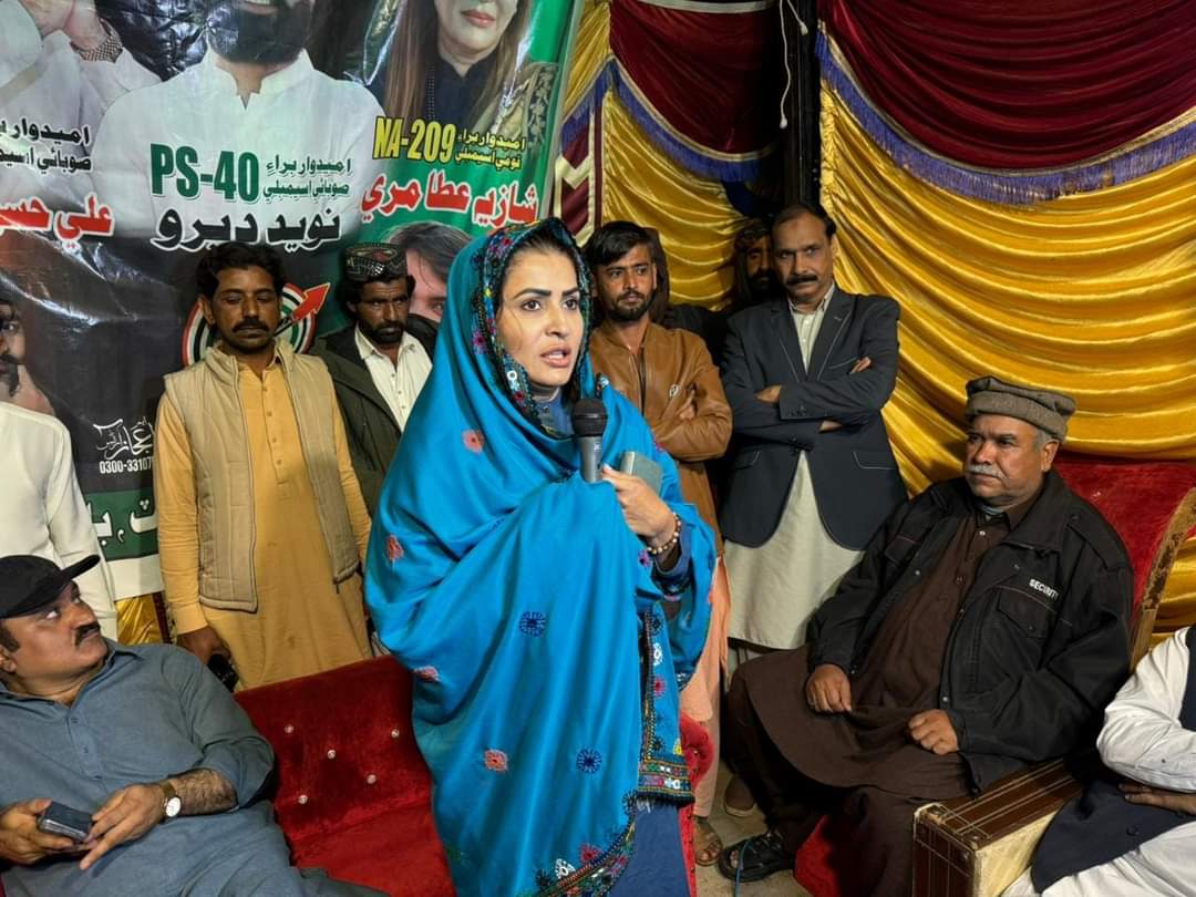 Menghwar_Rawal's tweet photo. The continued election campaign of #PPP candidates, from early morning of 10AM to 6:AM of next morning, that shows #PPP believes in the principles of empowering the people. Glimpses of election campaign of #NA209 @ShaziaAttaMarri & #PS41 @AliHassanHingo4 in Ward14 Khipro Sanghar. https://t.co/WJatihMKd1
