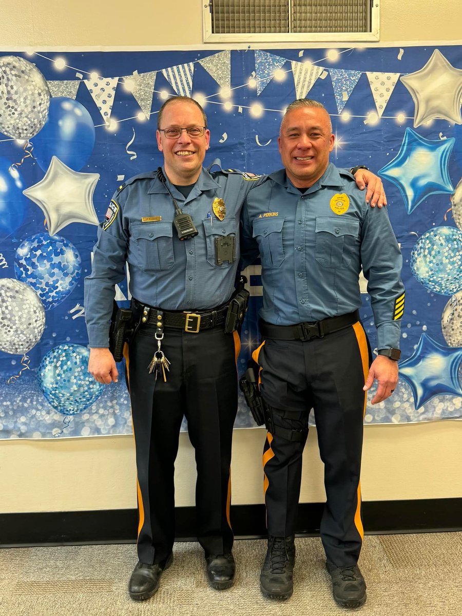 HackettstownPD's tweet photo. After 21 years of service with Hackettstown Police Department, Lt. Darren Tynan officially retired on January 31, 2024. We would like to thank Lt.Tynan for your service and dedication to the town of Hackettstown! We wish you all the best in your future endeavors. 👮🏼‍♂️🚨🚔 https://t.co/ROxnrvKA9M