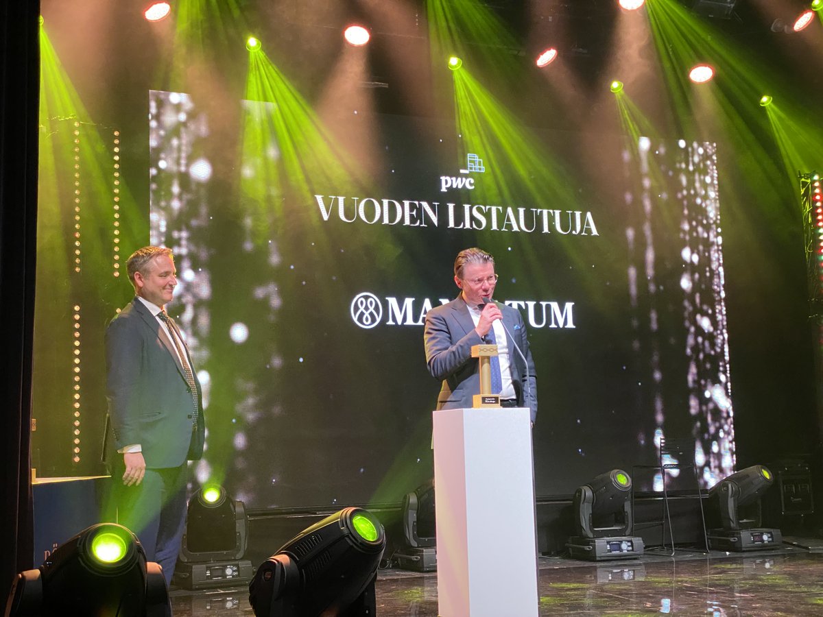 Pörssigaalan✨Listautuja-palkinnon saa <a href="/MandatumFi/">Mandatum</a> ! Sen osittaisjakautuminen arvioitiin esimerkilliseksi, teknisesti selkeäksi ja hyvin viestityksi. Palkinnon 🏆 luovutti toimitusjohtaja Petri Niemisvirralle <a href="/PwC_Suomi/">PwC Suomi</a>.
#Pörssigaala #Listautuja