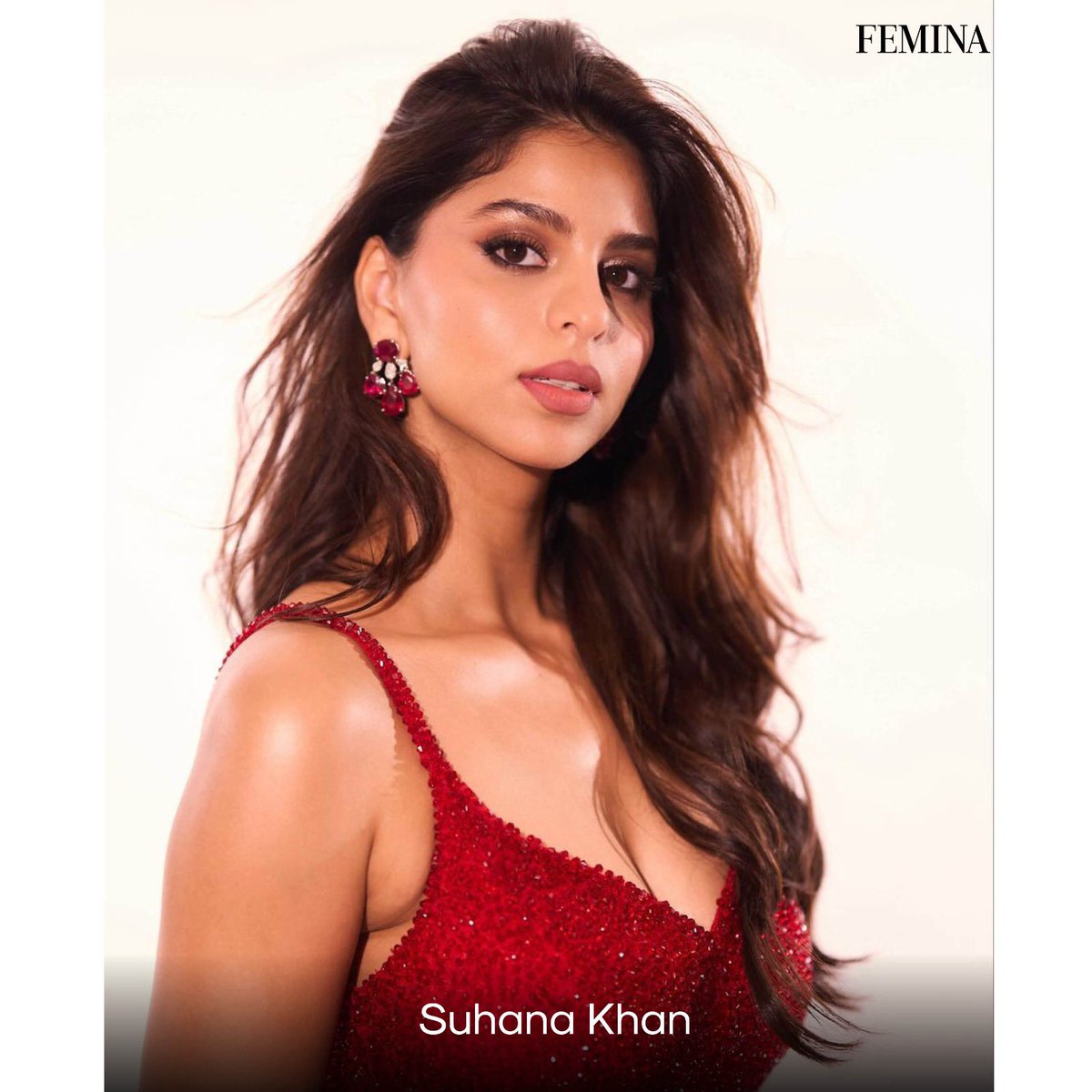 FeminaIndia's tweet image. 2023 witnessed the rise of the next generation! 🌟 
Celebrating the dazzling debuts of these 5 celebrity kids who stole the spotlight and carved their own legacy. 
#NewFaces #CelebrityDebuts #Entertainment #Femina