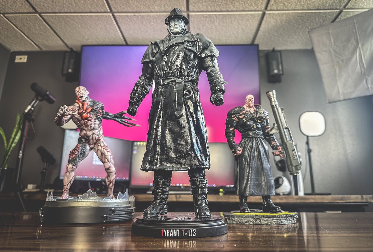 jjfromroe's tweet image. My collection of Tyrants. 🙌