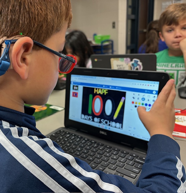 Laura Frey tweet media