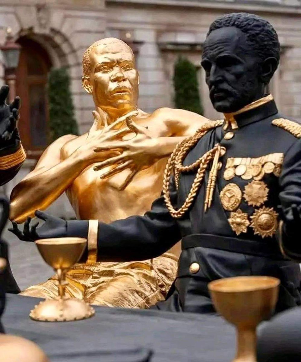 NahomTeklu_'s tweet photo. The striking  'Last Supper' recasted by artist Tavares Strachan on reimagining Da Vinci’s dinner guests. 

'He replaced Christ with Haile Selassie and took Judas’s place himself. The Bahamian’s epic artistic revisions, from space to the Arctic, hit Britain in 2024 – and the Royals are in his sights'
@royalacademy 
https://t.co/RJ3SePtVUl