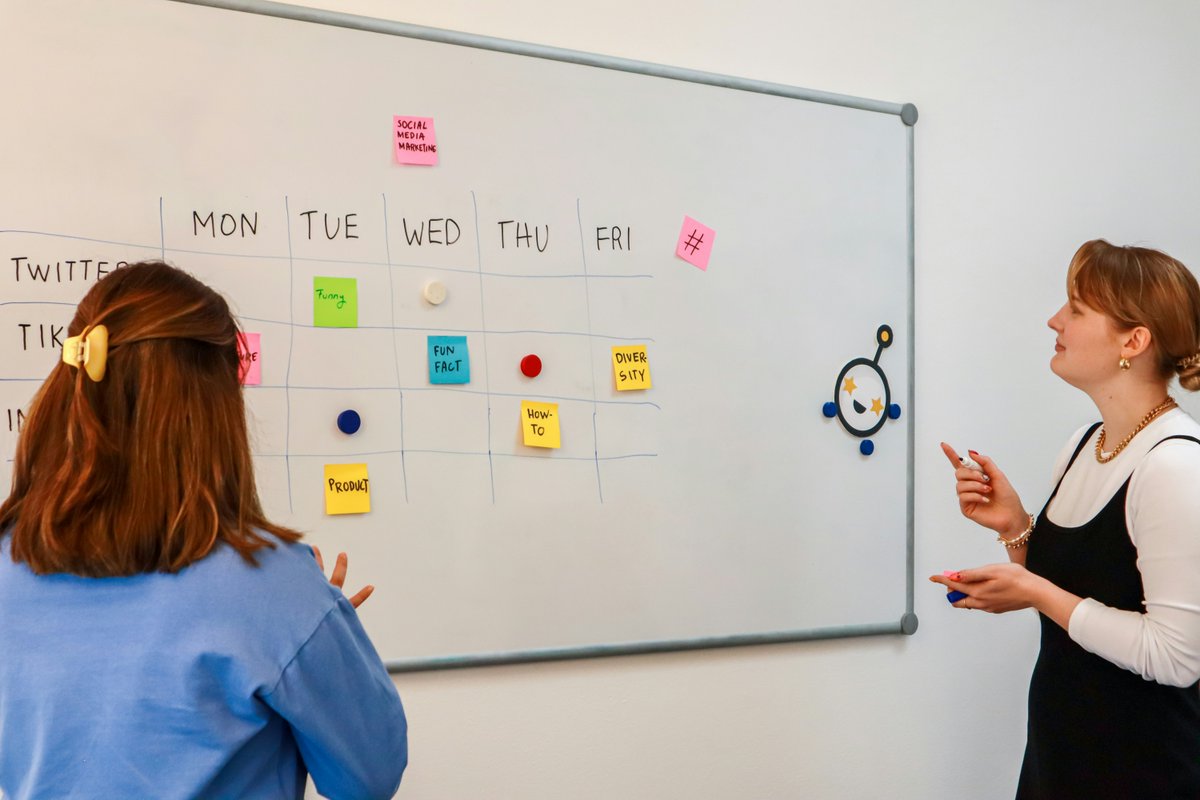 Dan_Davidson_'s tweet photo. A content calendar has many benefits, including reducing the stress involved with producing content, enhancing team collaboration, and prioritizing the right content that allows you to create stronger content.

https://t.co/8l6NMuFtpN

#legalmarketing 
#lawfirmmarketing https://t.co/Wgk5PujkQr