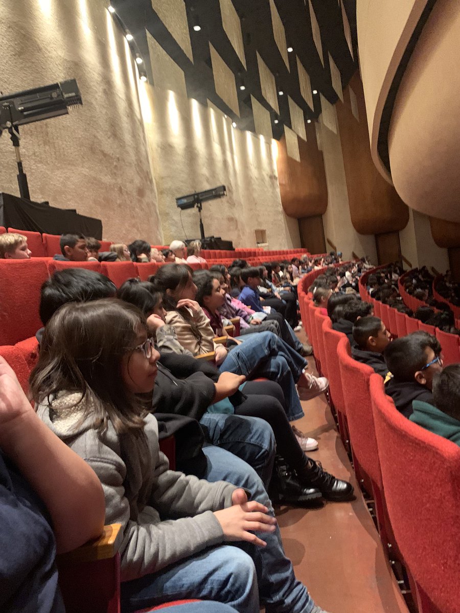 FMEagleMusic's tweet photo. Our 5th graders had a great time at the Young People’s Concert! Thank you EPSO! 🎶@fmeeagles https://t.co/Luukpklfk2