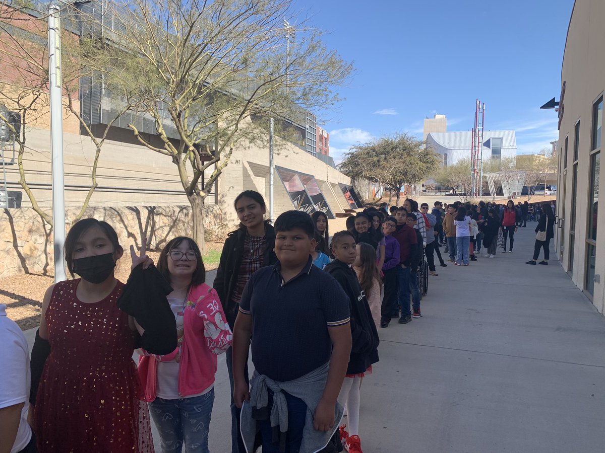 FMEagleMusic's tweet photo. Our 5th graders had a great time at the Young People’s Concert! Thank you EPSO! 🎶@fmeeagles https://t.co/Luukpklfk2