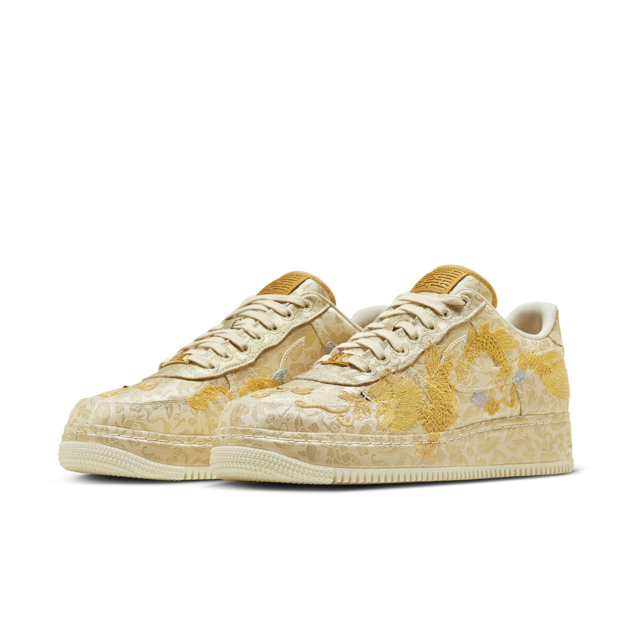 Nike air force top 1 gold aglet