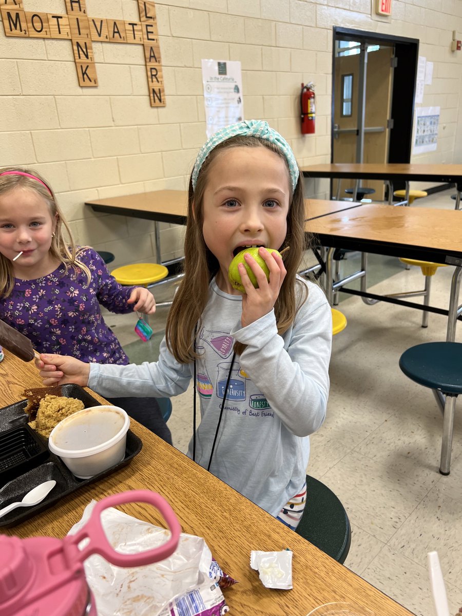 FCSNutrition's tweet photo. Souper excited to ladle up some warmth this January during Soup Month! 🍲🥣 Warm up your winter with our delicious and nutritious soups from the School Nutrition Program! 🔥 #FuelingGA #GSNAMinded #GATrayoftheWeek https://t.co/dbjr42KvXO