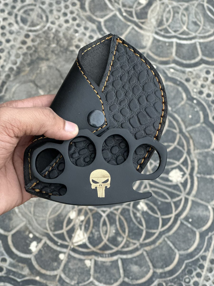 s_chef50264's tweet photo. Custom handmadeknuckles Beautiful #norse #norsemythology #viking #vikings #shield #vikingshield #shieldwall #vegvisir #runiccompass #vikingart #paganart #woodworking #woodcarvings
#wood #woodwork #woodart #woodshop #reclaimedwood #rustic #crafting #art #handcrafted #handmade https://t.co/zDoDI4EqXq