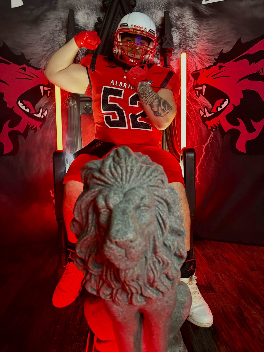 Josueblanco52's tweet photo. Thank you to @Isaac_Collins and @jeff_knarr for the invitation to visit @Albright_FBall and their amazing campus. Had an amazing experience and great conversations with the players/coaches. #24takeover https://t.co/9Fo2soizaR