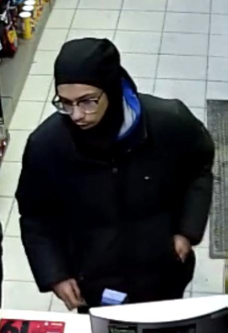 The #BrantOPP need your help in identifying 4 suspects that were observed entering cars in the County of Brant. After the complainant called police, the following individuals used stolen cards at various retail outlets. If you know anything please call at 1-888-312-1122 ^jb