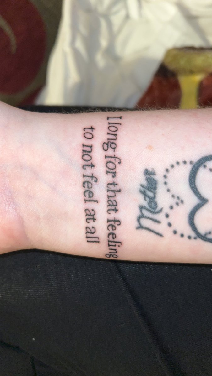 LetterToBower's tweet photo. @bmthofficial 💉🩸🖤 https://t.co/87TTNAWHh8