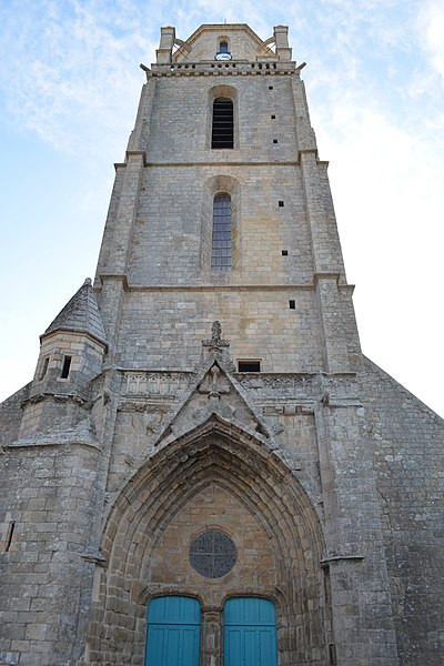 MonumentumFr's tweet photo. Eglise Saint-Guénolé à #BatzsurMer (#LoireAtlantique) Construction XVe siècle, XVIe siècle, XVIIe siècle. Eglise Saint-Guénolé : classement par arrêté du 10 février 1909.
Suite 👉 https://t.co/BjHzNUjN87
#Patrimoine #MonumentHistorique https://t.co/I3t9djboax