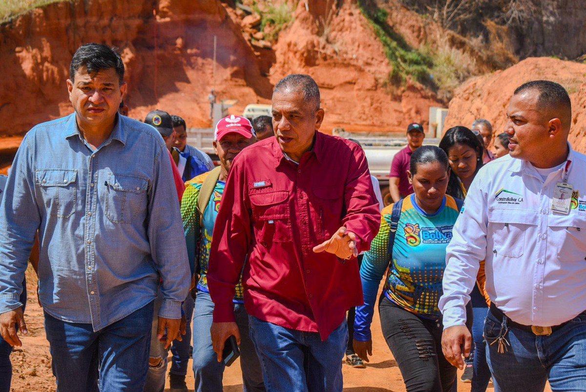 Del Puente Sucre en el Sector Primero de Mayo no hemos salido . Vamos dando pasos firmes y hoy lo constatamos . Pronto estaremos anunciando la conexión de estas importantes parroquias de Ciudad Bolívar como los son La Sabanita y Vista Hermosa .