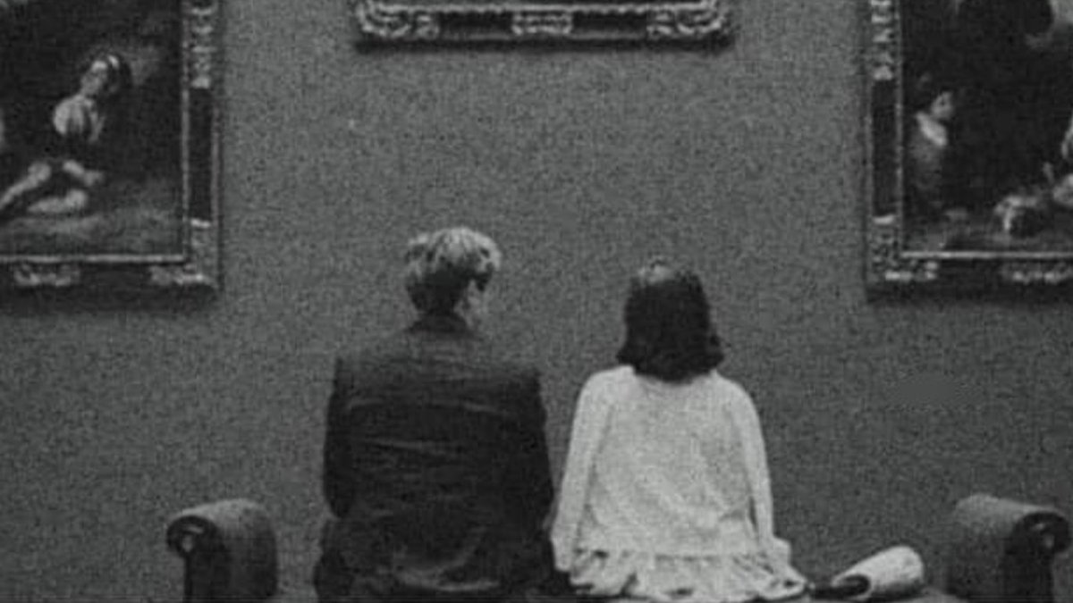 "Ölüm var,
Ve sen 
heryerden dönülür sanıyorsun."