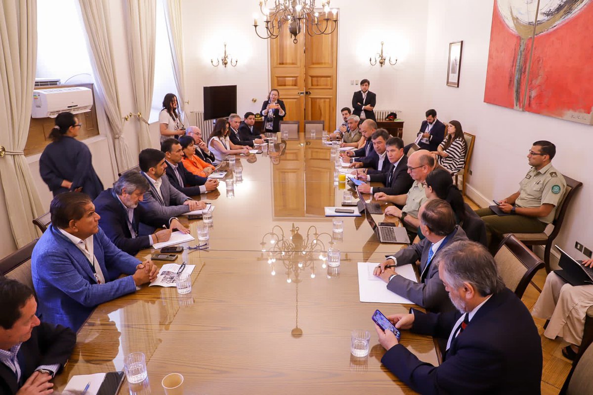 tvalenzuelavt's tweet photo. Viene un trabajo permanente, donde todos los actores debemos contribuir para mejorar la seguridad estratégica y avanzar en temas de políticas de fondo y en planes regionales. https://t.co/oTwxFVR8YM