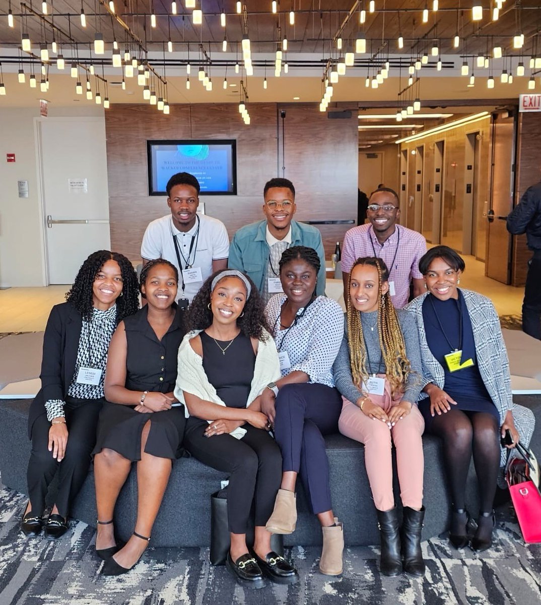 lifeatdeloitte's tweet photo. π #TeamDeloitte spotlight: Lesedi Jacobs!
"Through #DeloitteMADE, I participated in the 2nd Annual Black & Allies Cohort in Chicago, IL! It helped build a sense of community by connecting me with fellow professionals... I left feeling inspired about my career at @Deloitte!" https://t.co/JtsC5Rz9B4